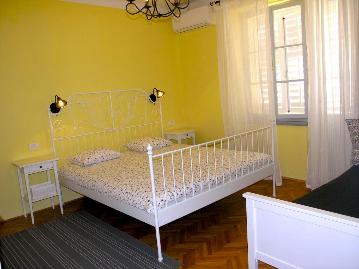 Holiday Home Lija Center Rab Town Exterior photo